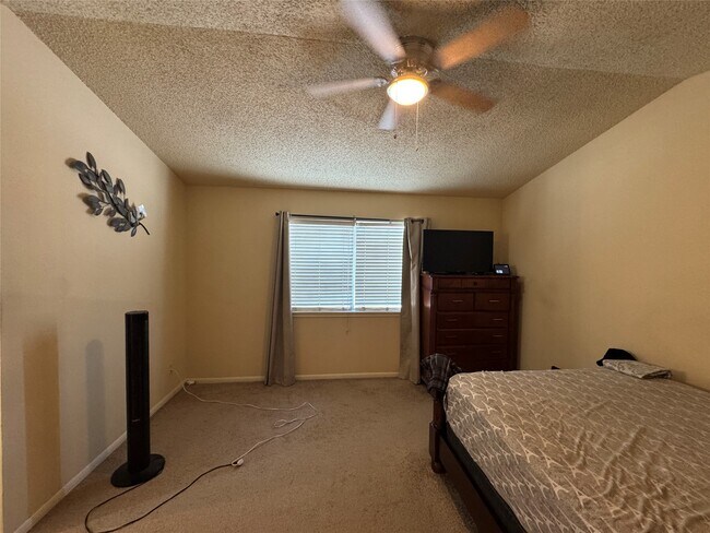 Photo - 12300 Brookglade Cir Unit 125