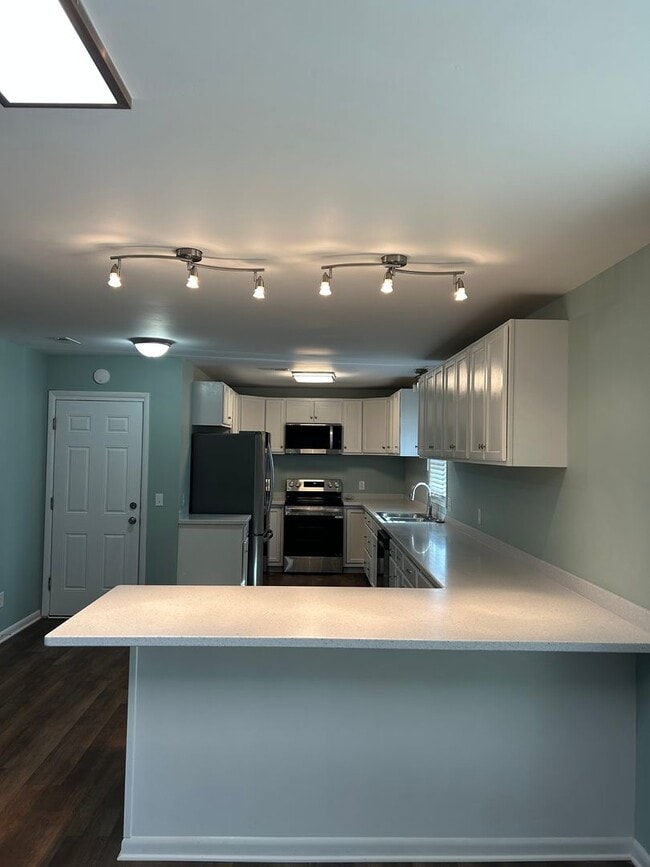 Photo - 103 W Emerald Dr
