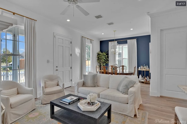 Photo - 2061 Woodberry Ave