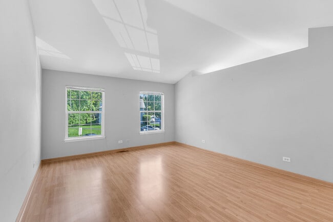 Photo - 1214 Ballantrae Pl Unit E