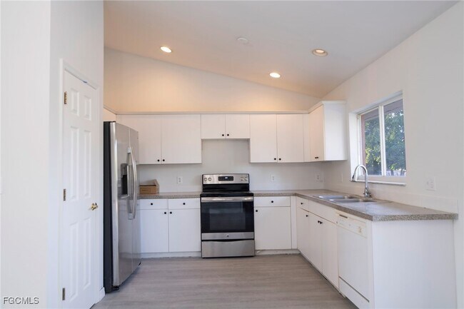 Photo - 4306 11th St SW