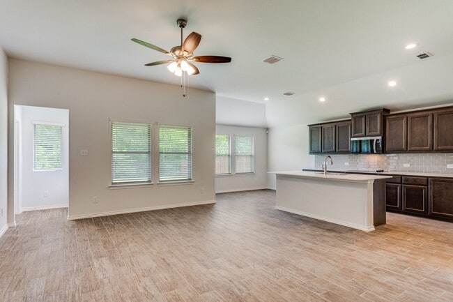 Photo - 2629 Streamside Dr