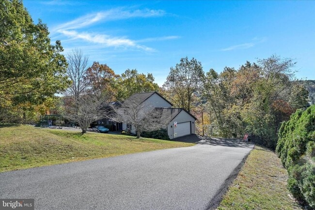 Photo - 1489 Bearcat Cove