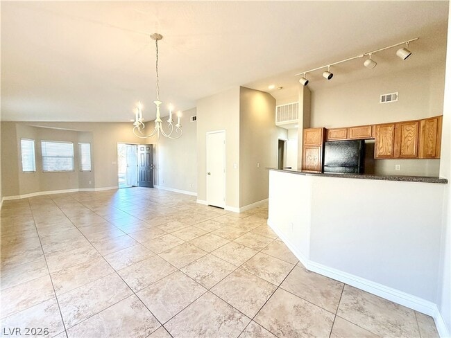 Photo - 2717 Sonador St