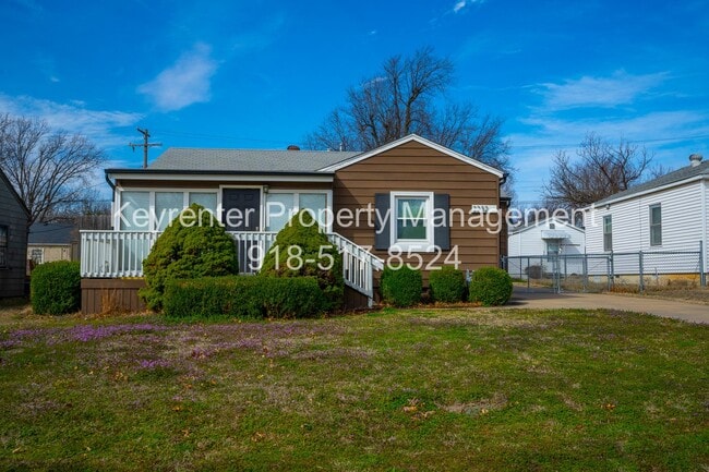 Photo - Charming And Cozy 2 Bedroom Home