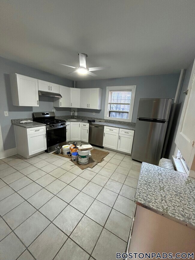 18 Quint Ave Unit 2