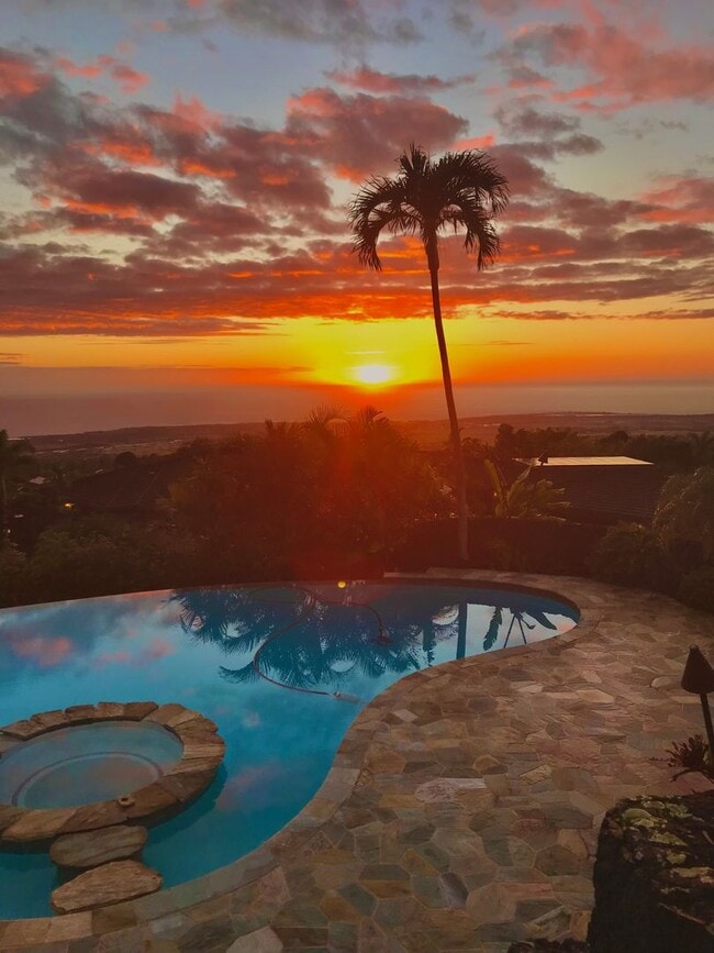 Photo - Luxury- Kona Hills Estates : Furnished Exquisite 3-Bedroom, 3.5 Bathroom Retreat