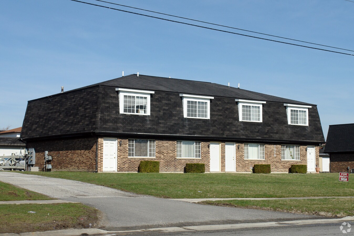 Photo - 7570 Whitcomb St Apartments