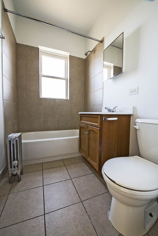 Photo - 8056 S Drexel Ave Chicago, IL 60619