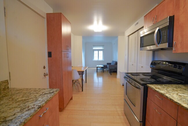 Photo - 611 Westgate Ave