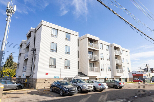 Photo - Deluca Manor