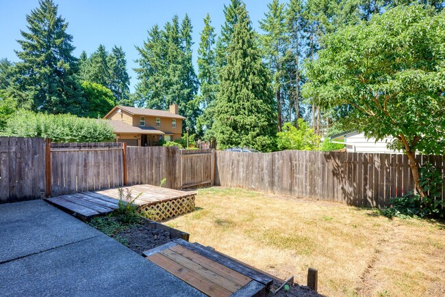 Photo - Recently updated 3 bedroom, 2.5 bath Townhouse in Beaverton