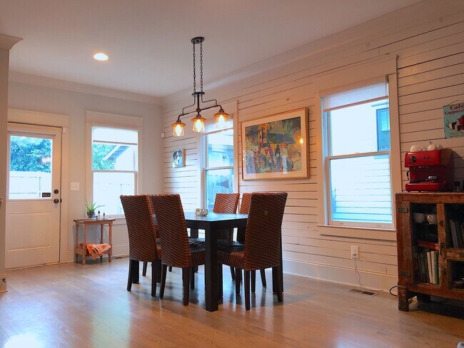 Photo - 313 S 17th St