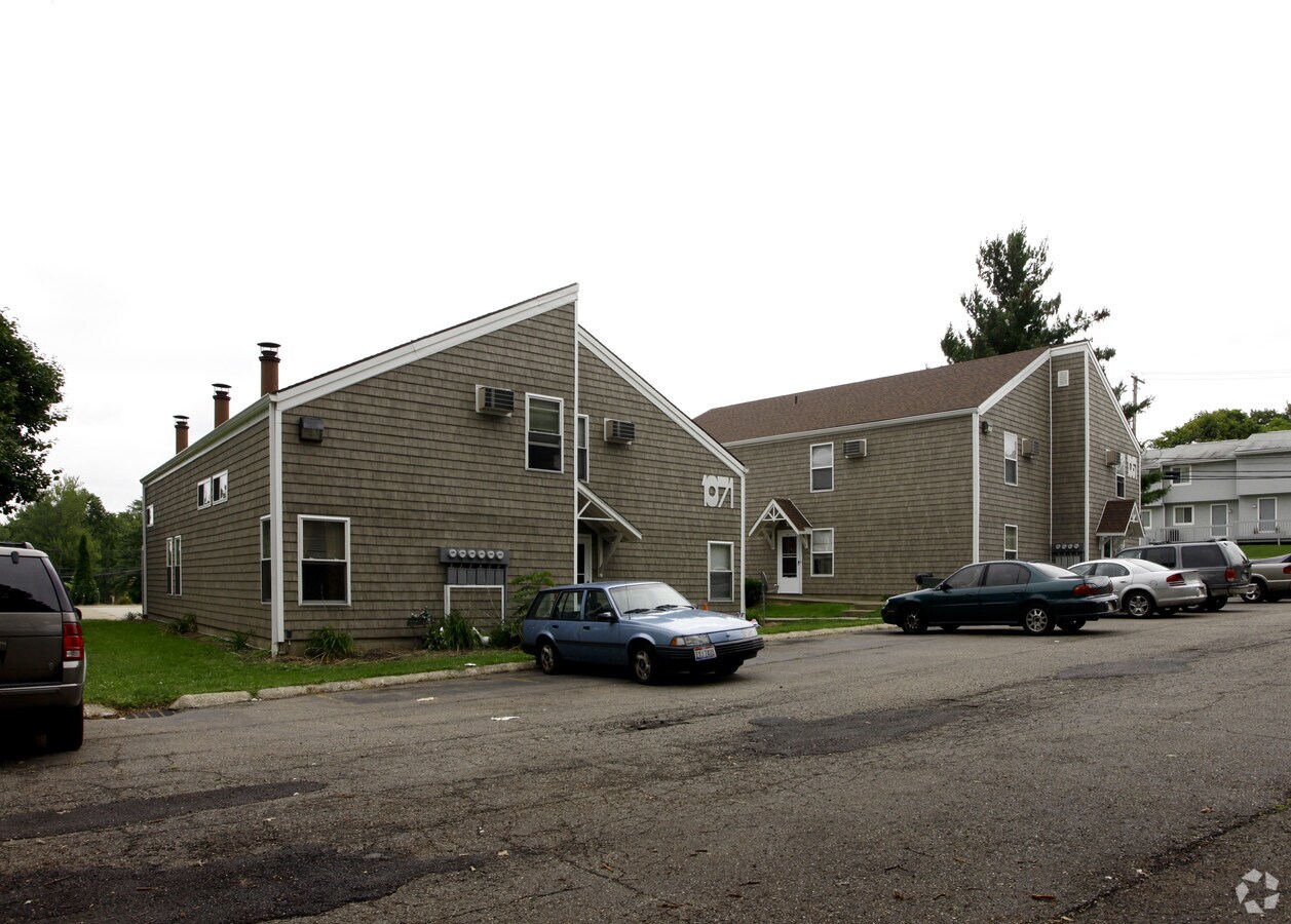 1061 - 1091 Clyde Ave. - 1061-1091 Clyde Ave