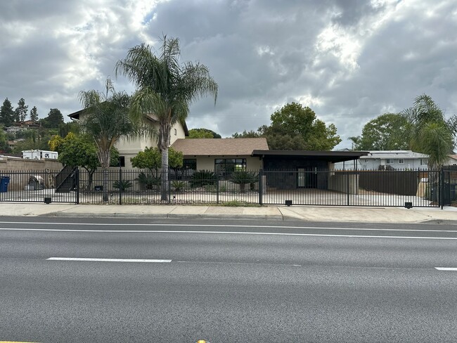Photo - 1453 N 2nd St Casa