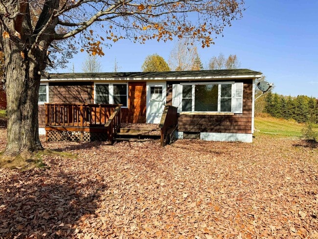 Building Photo - 41 Couture St