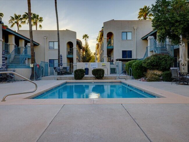 2 Bedroom 2 Bathroom - 2 Bedroom 2 Bathroom House