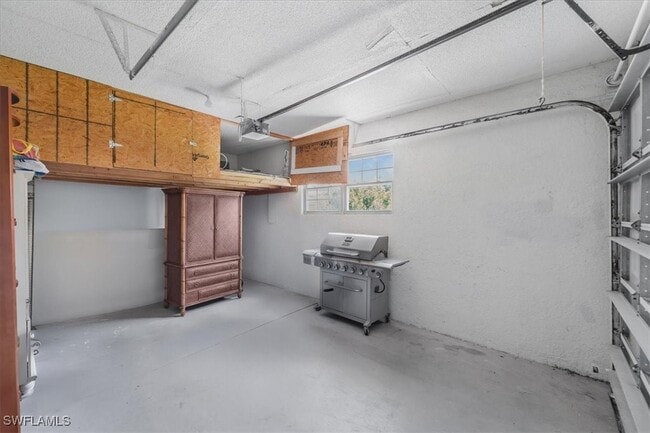 Photo - 1833 N Bahama Ave