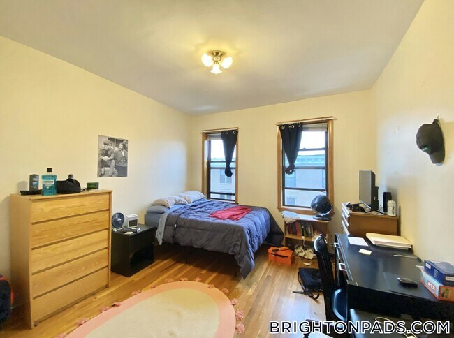 Photo - 47 Orkney Rd Unit 2