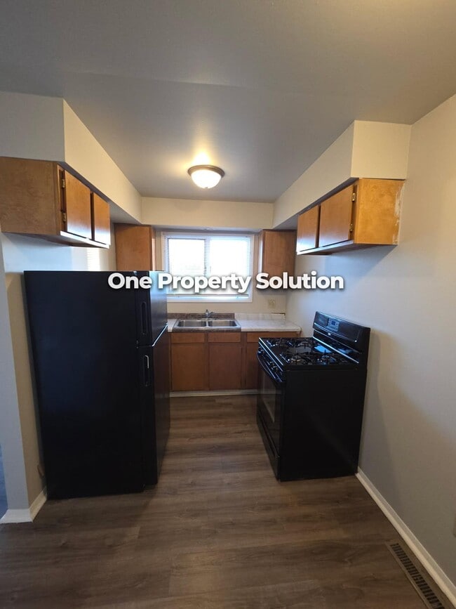 Photo - 1149 Logan St