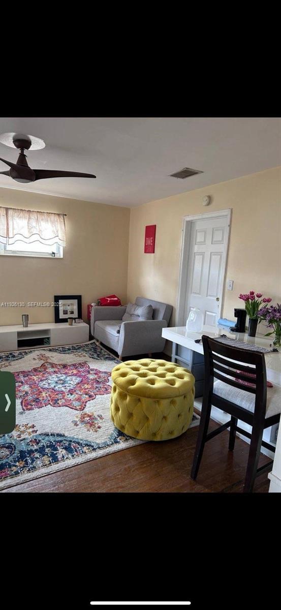 Photo - 1843 Wiley St Unit 2