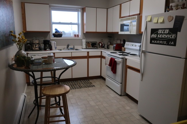 Kitchen 16