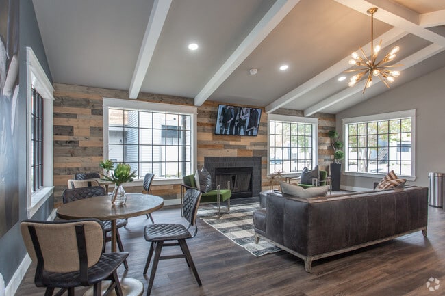 Interior Photo - Steepleway Downs Rental
