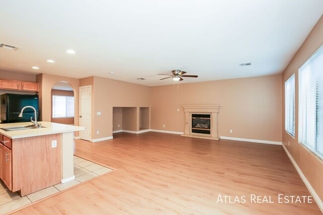 Photo - 5345 N Santa Fe Heights St