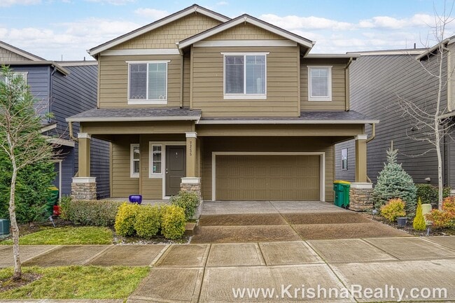 Building Photo - Beatufiul 6 Bedrm* 3.5 Bath Single Family ... Rental