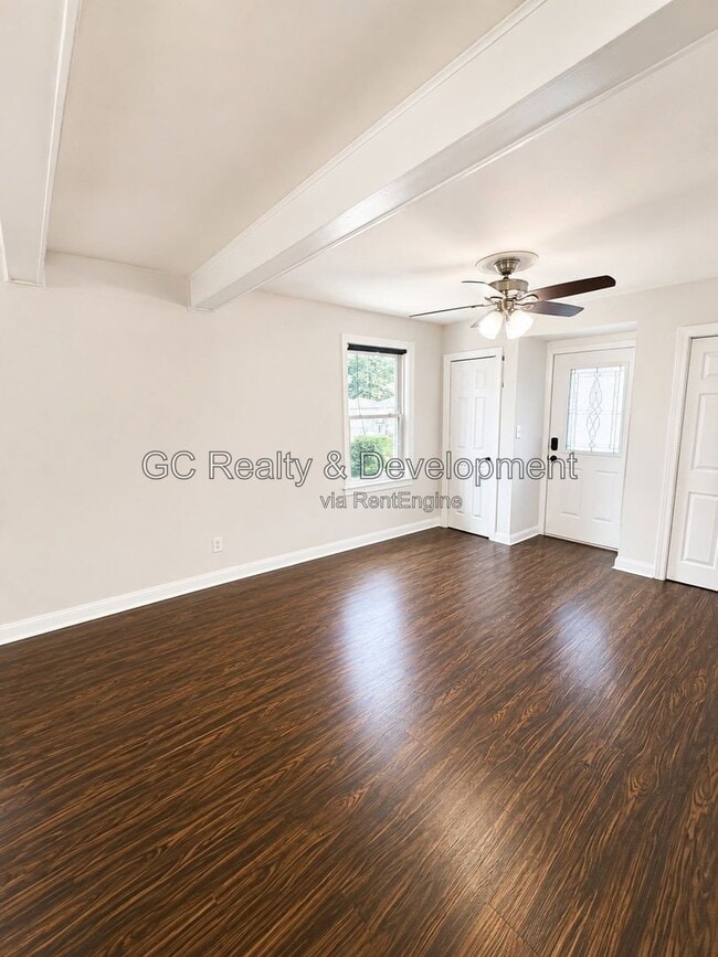 Photo - 707 Newcastle Ave