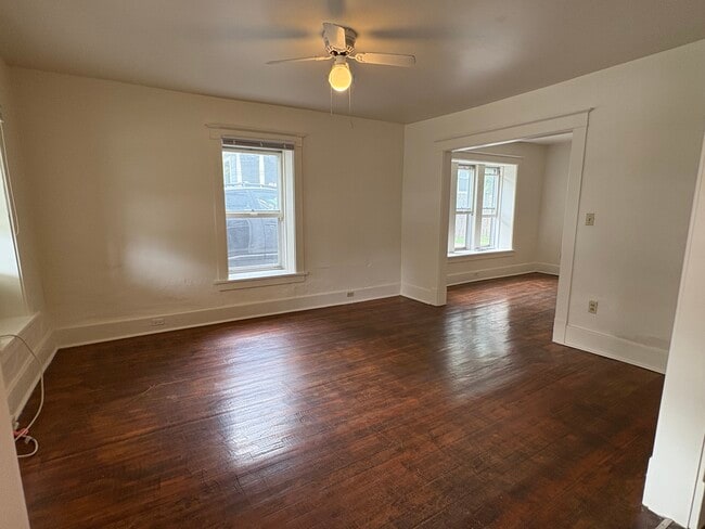 Photo - 228 E Bloomington St