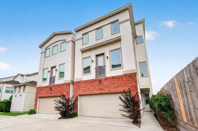 Photo - 1202 Cedarpost Tree Springs Pl
