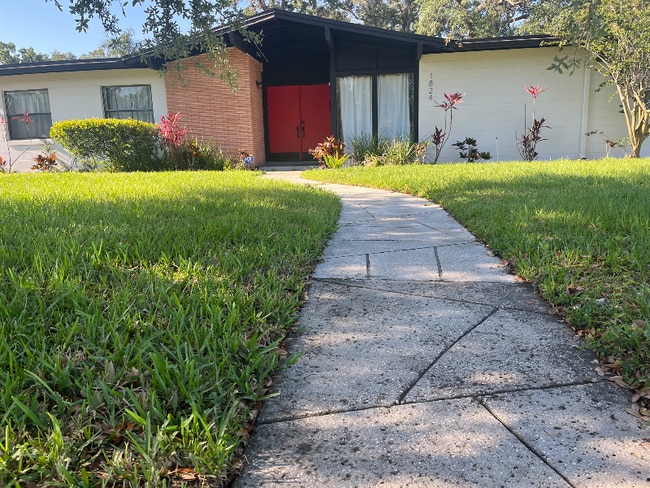 Building Photo - 1824 Rock Lake Dr Rental