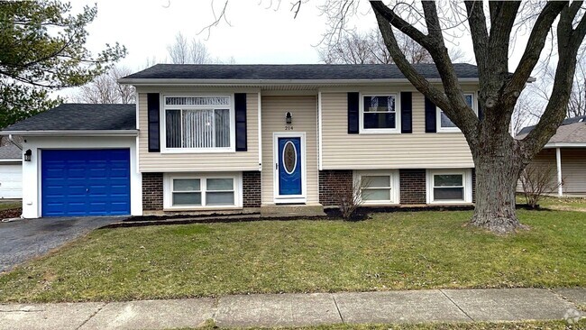 Building Photo - Spacious 4BR House in Bolingbrook