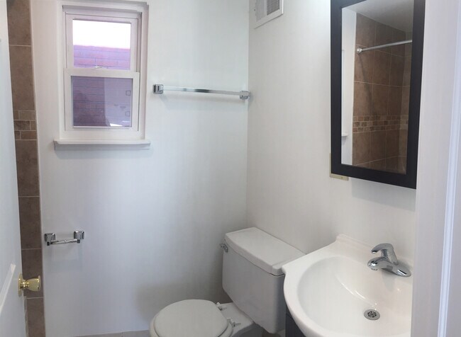 Photo - 2 Bedroom Shaler Single Family House