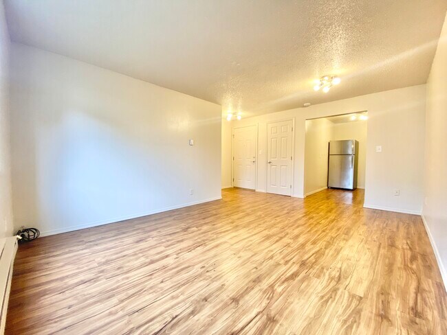 Admirals Apartments