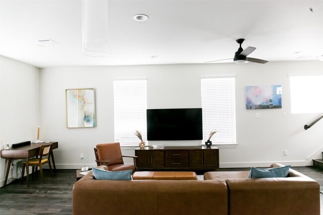 Photo - 5203 Burress Springs Ln