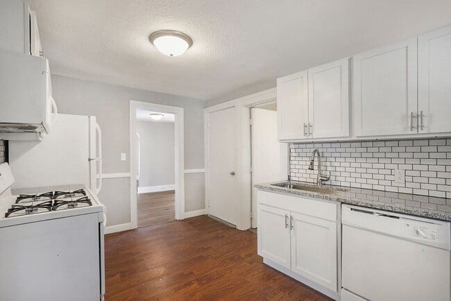 Photo - 720 Kellogg St SE Unit 2