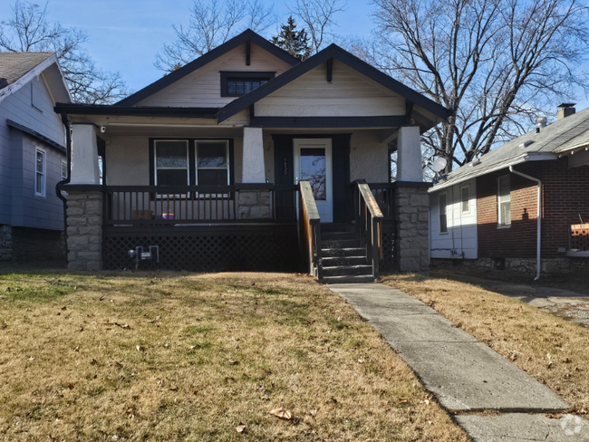 Building Photo - 6630 Olive St Rental