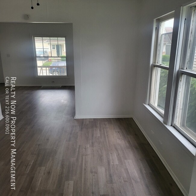 Photo - 845 Royal Rd Apartamento Unidad 1