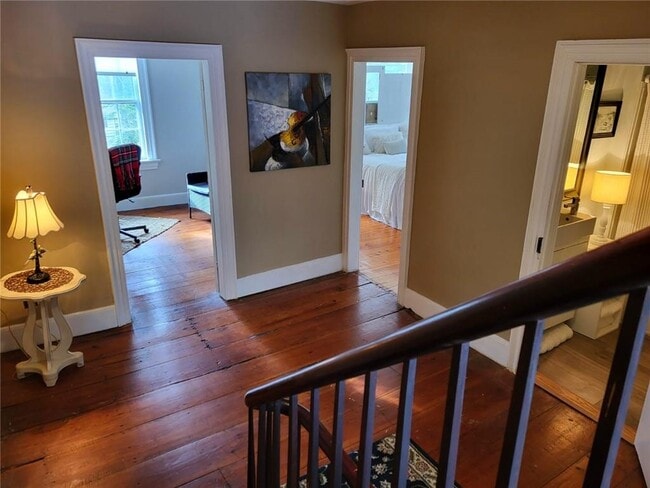 Photo - 126 West St