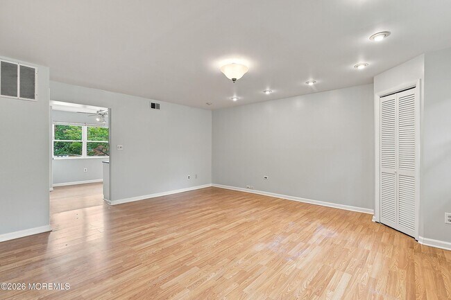 Photo - 1334 Sabrina Ct Unit 1334