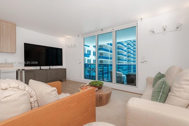 Photo - 2301 Collins Ave Unit 541