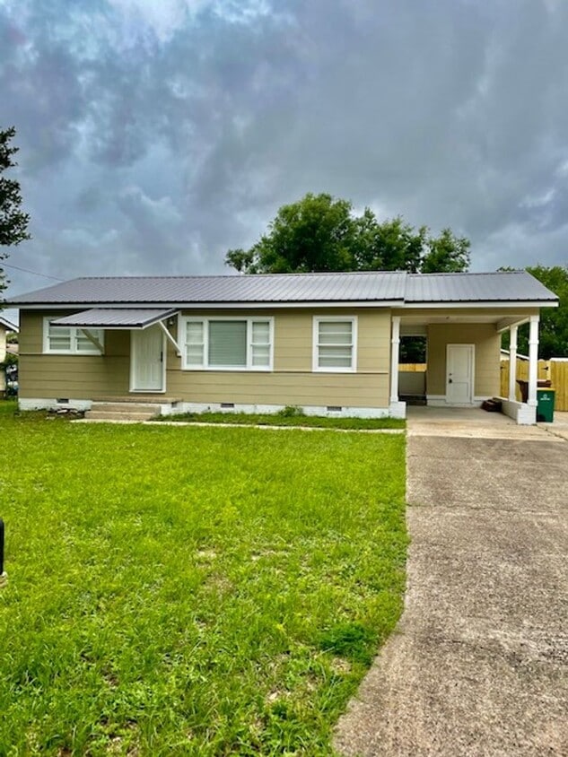 Cute beach bungalow in Biloxi, MS! - Cute beach bungalow in Biloxi, MS!