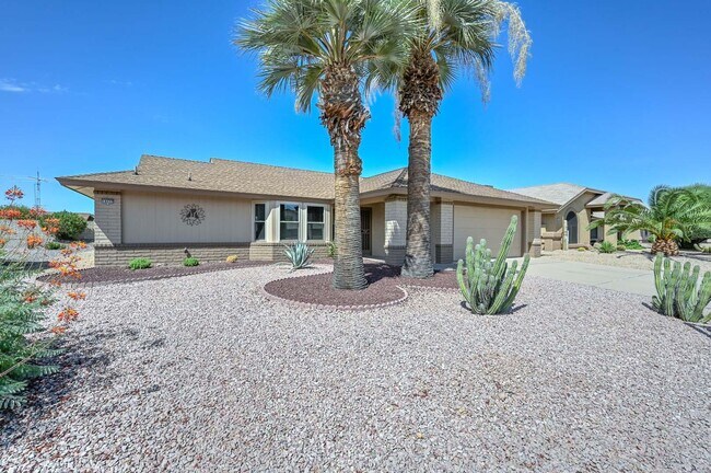 Photo - 55+ Gorgeous Gem Furnished ready for Move in!