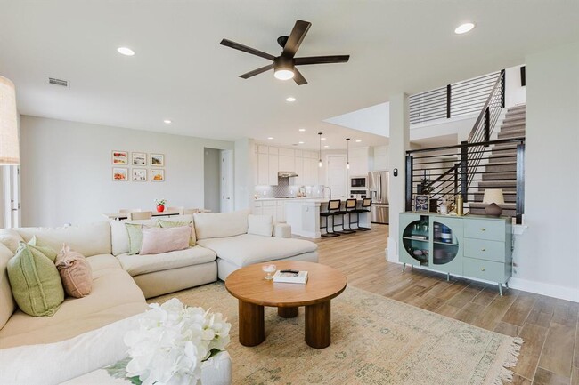 Building Photo - 1104 Lickety Ln