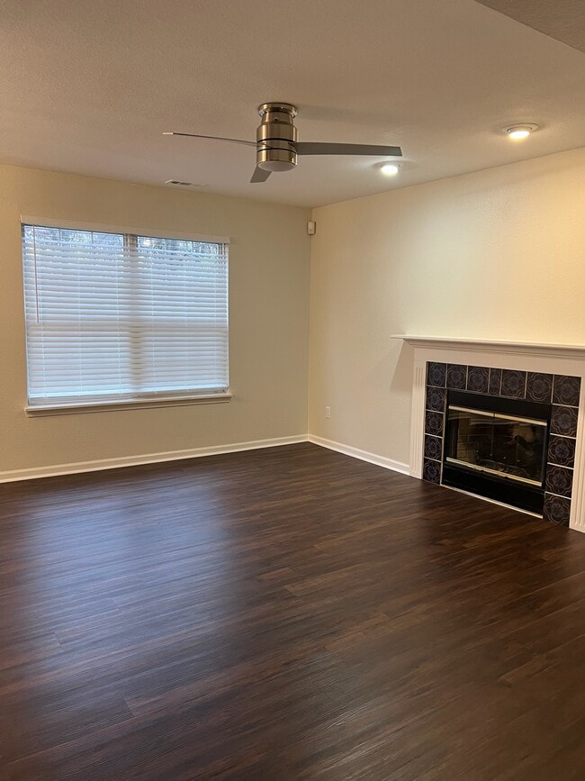 Photo - 11973 Cedar Dr