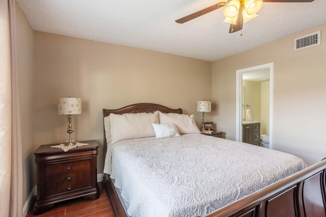 Photo - 2423 NW 89th Dr Unit 102