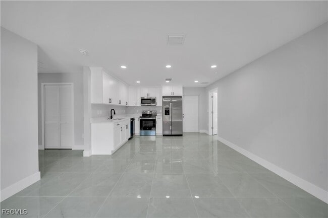 Photo - 3819 3rd St W