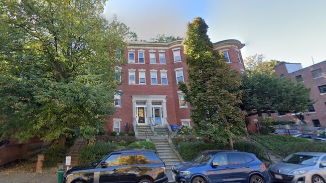 Photo - 631 Washington St Unit 3